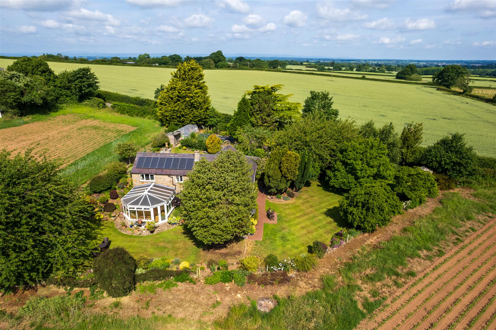 Sherwood Cottage , Shrewsbury, SY4 5PX SSTC Sherwood Cottage , Shrewsbury, SY4 5PX SSTC